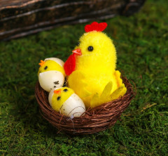 Фигурка «Петушок с цыплятами в гнезде» - Фото 2