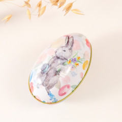 Шкатулка-яйцо «Пасхальный зайка с букетом и шляпой» - Фото 1