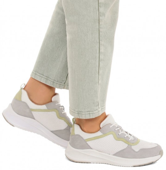 Кроссовки женские