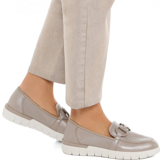 Лоферы женские