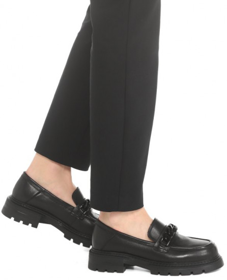 Лоферы женские