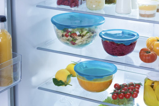 Набор мисок стелкянных с крышками «Треугольник»