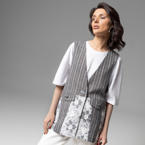 Жилет комбинированный с кружевом Искусство переговоров (grey)