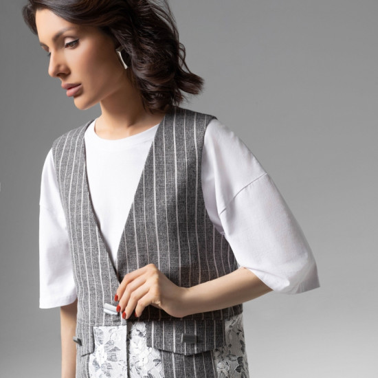 Жилет комбинированный с кружевом Искусство переговоров (grey)