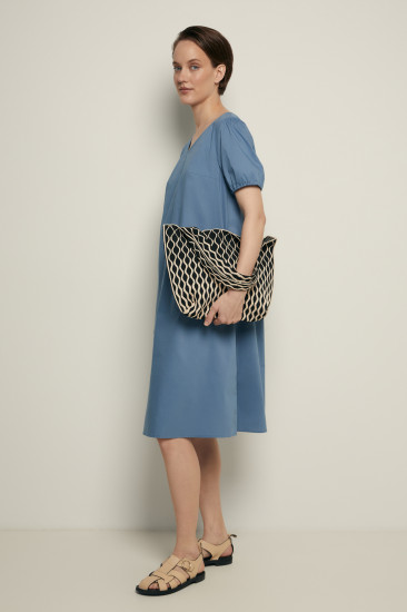 Платье А-силуэта с коротким рукавом