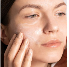 Гидрофильное масло для умывания лица и снятия макияжа «Deep Cleansing Oil» - Фото 10