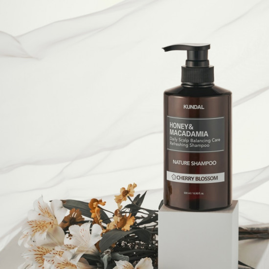 Шампунь для волос «Honey & Macadamia Shampoo Cherry Blossom»