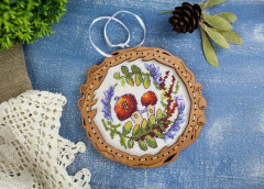 Набор для вышивания на деревянной основе «Грибной домик» - Фото 2