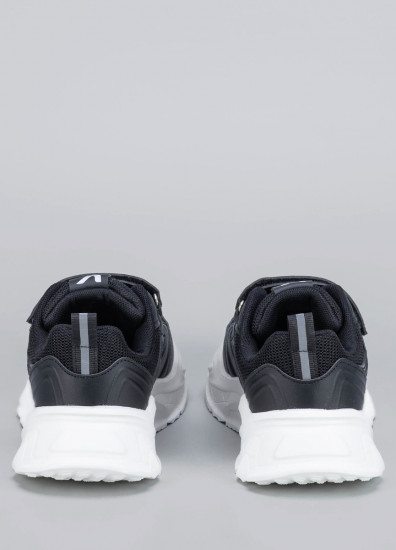 Кроссовки для девочек