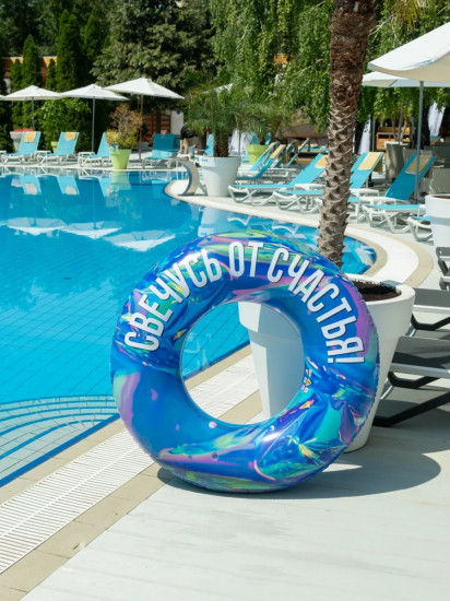 Круг надувной для плавания с подсветкой