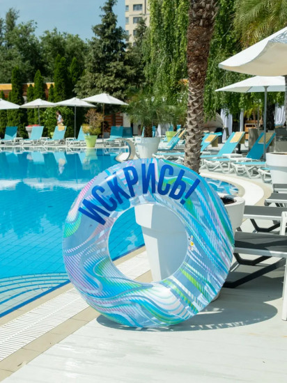 Круг надувной для плавания с подсветкой