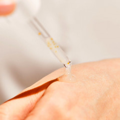 Мультивитаминная сыворотка для лица «Galac Whitening Vita Serum» - Фото 2