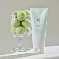 Гель-пенка для умывания «Green Plum Refreshing Cleanser» - Фото 1