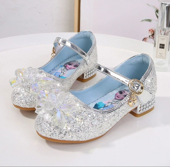 Туфли для девочек праздничные