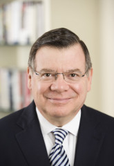 Бернард Феррари