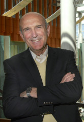 Р. Куинн