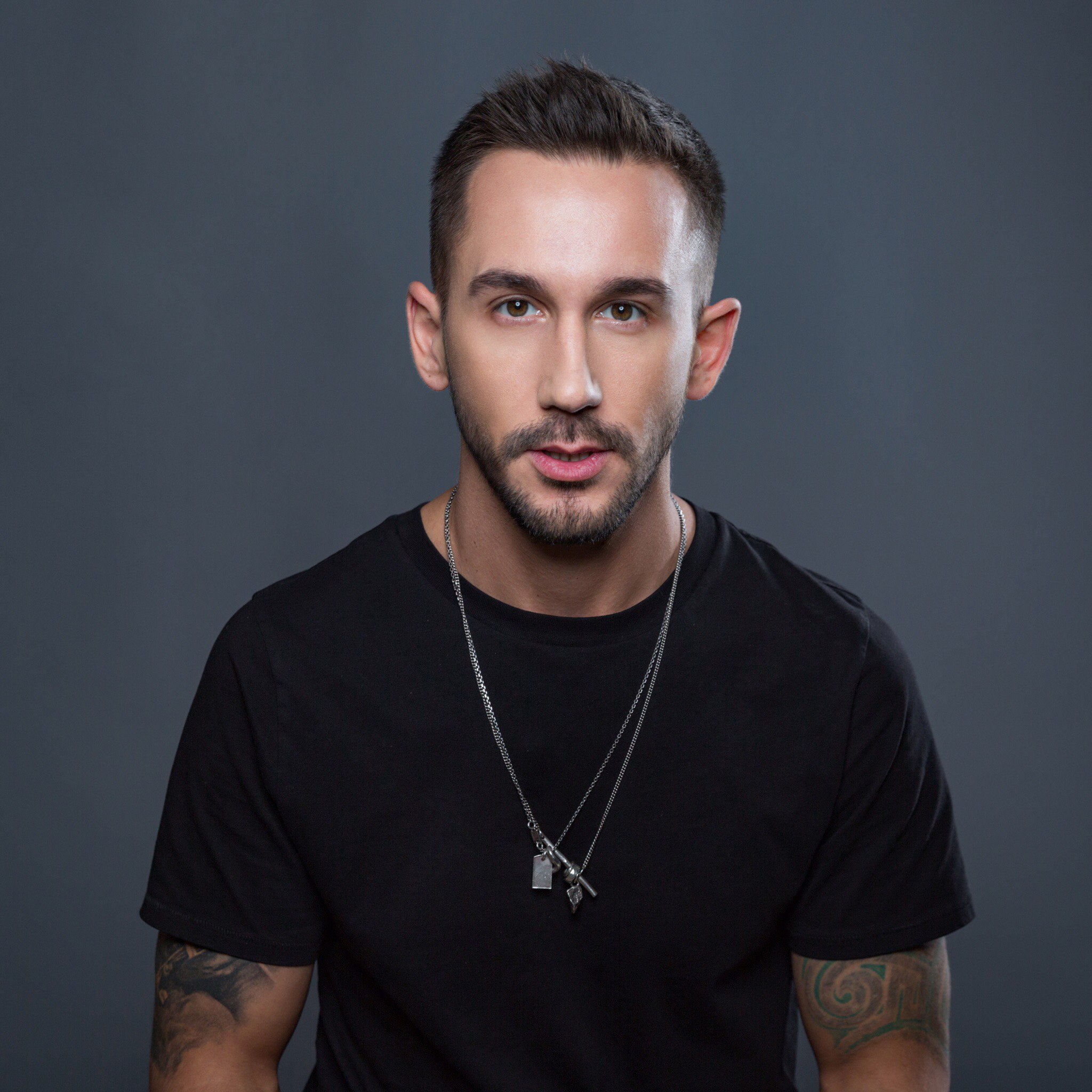 С. Приказчиков