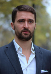 Ж. Отье