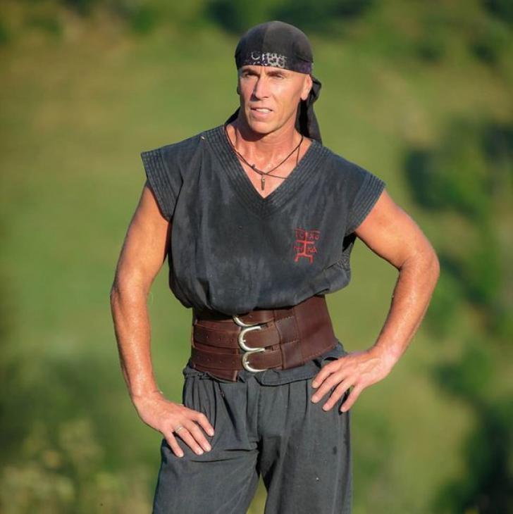 В. В. Вукста (Голтис)