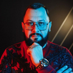 Е. Антоников