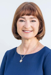 Е. Петелина