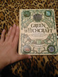 Отзыв на Green Witchcraft. Как открыть для себя магию цветов, трав, деревьев, кристаллов и многое другое. Практическое руководство от Neil Skiles Sr.