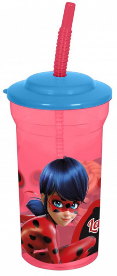 Стакан с соломинкой и крышкой