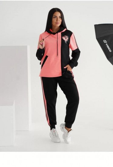 Костюм женский