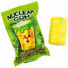 Жевательная резинка с клубничной начинкой Nuclear Gum «Гигант. Ядерный взрыв»