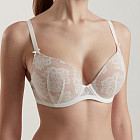 приглушенно-белый