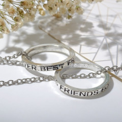 Комплект кулонов «Friends forever»