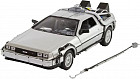 Модель машинки «Delorean»
