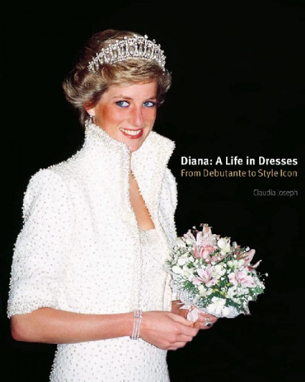 Diana. A life in dresses
