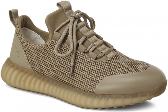 Кроссовки женские