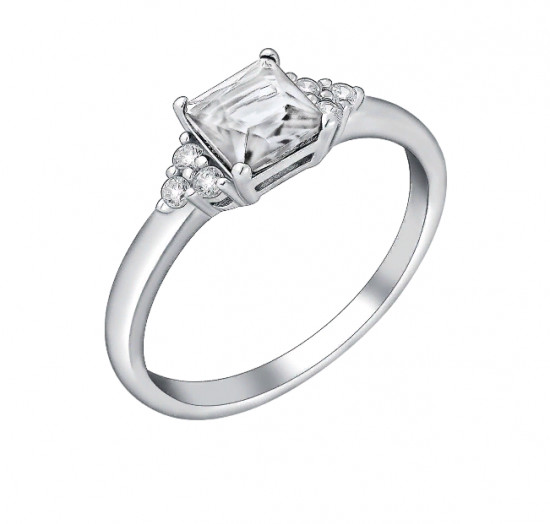 Кольцо из серебра с фианитами