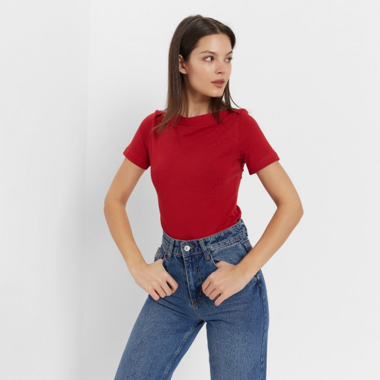 Футболка женская