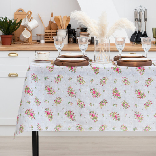Скатерть «Roses on linen»