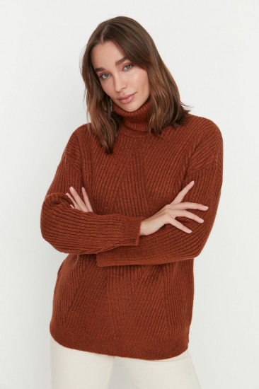 Свитер женский