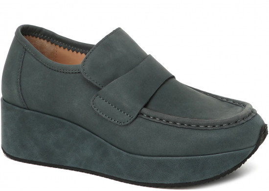 Лоферы женские