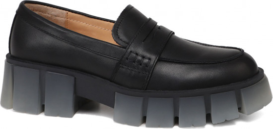 Лоферы женские