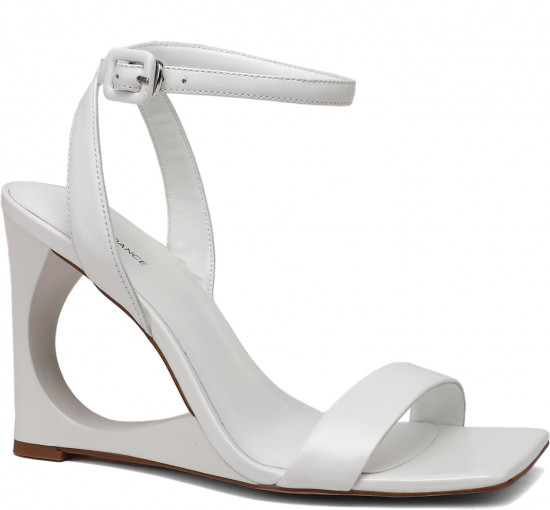 Босоножки женские