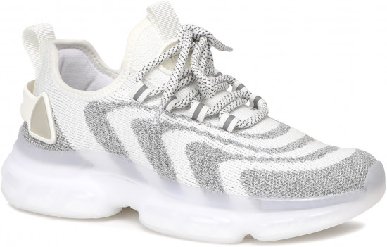 Кроссовки женские