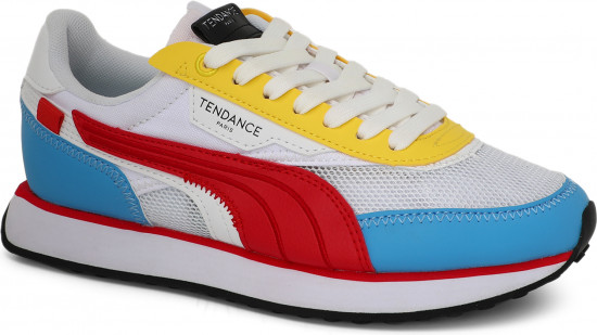 Кроссовки женские