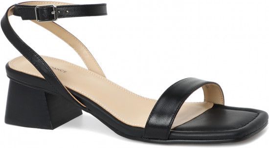 Босоножки женские