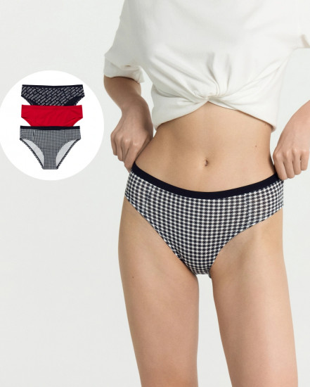 Комплект трусов женских
