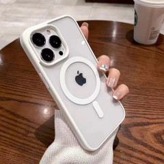 Чехол на IPhone 15 Pro с MagSafe