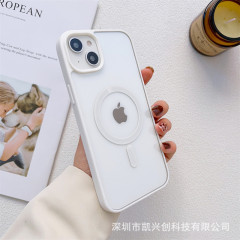 Чехол на IPhone 15 Pro Max с MagSafe