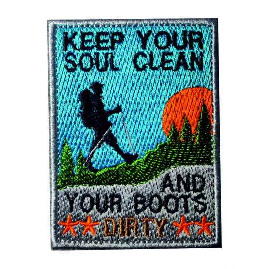 Шеврон «Keep your soul clean and your boots dirty»