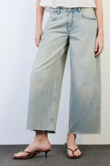 Джинсы женские