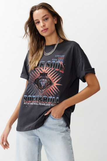 Футболка женская